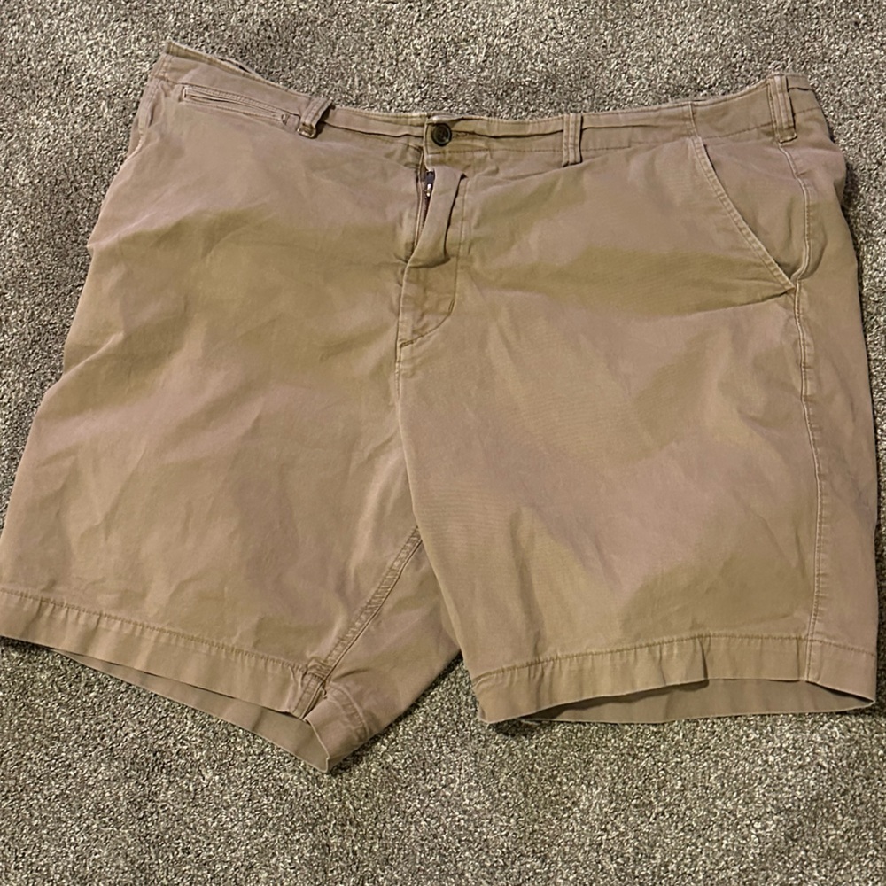 American Eagle shorts size 46